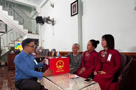 Đến 19 giờ, tỷ lệ cử tri đi bỏ phiếu trên địa bàn TP.HCM đạt 96,67%