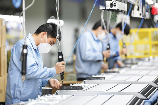 Đẩy mạnh phát triển doanh nghiệp tư nhân, nâng hiệu quả khu vực nhà nước