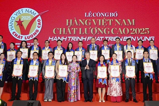 581 doanh nghiệp đạt chứng nhận Hàng Việt Nam Chất lượng cao 2026