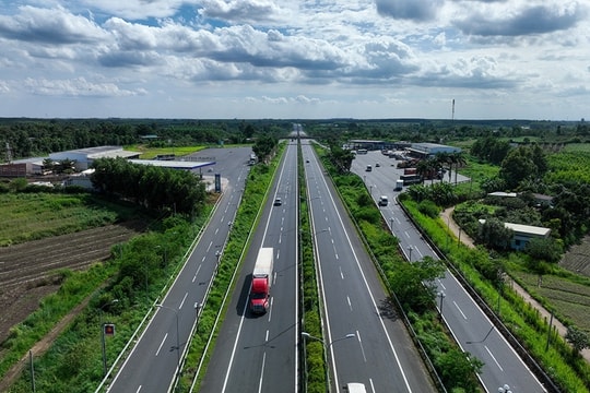 Chốt phương án phân làn mới trên cao tốc TP.HCM - Long Thành - Dầu Giây