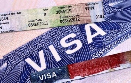 Gia hạn visa Mỹ: Dễ mà khó