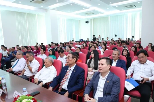 Công bố top hàng hóa, dịch vụ người tiêu dùng tin cậy năm 2025