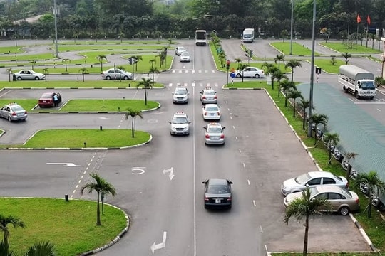Người học và sát hạch lái xe sẽ xác thực bằng nhận diện khuôn mặt từ năm 2027