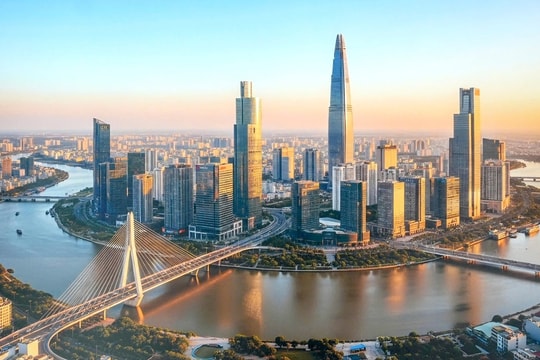 Bài toán tăng trưởng của TP.HCM trong năm 2026: Từ phục hồi đến tăng tốc