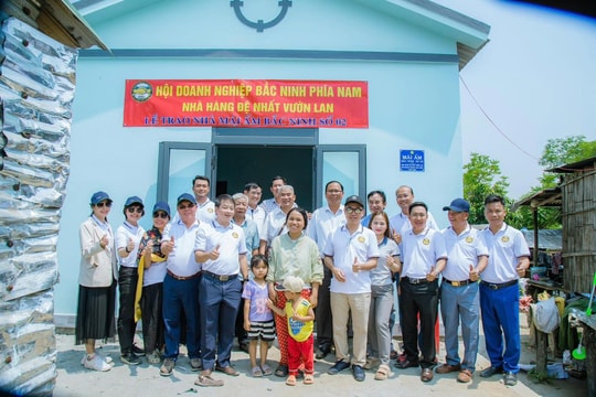 Hội Doanh nghiệp Bắc Ninh phía Nam trao nhà tình nghĩa cho hộ nghèo Đắk Lắk