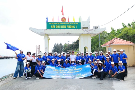 Doanh Nhân Sài Gòn lan tỏa yêu thương tại ấp đảo Thiềng Liềng