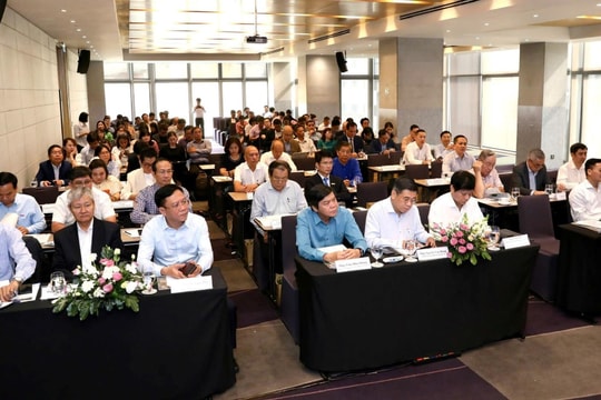 Kinh tế cuối tuần: Nâng chất lượng sống, sức hấp dẫn và khả năng cạnh tranh của TP.HCM