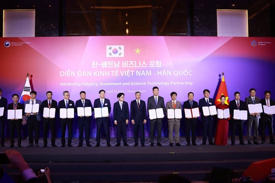 Trao 73 thỏa thuận hợp tác tại Diễn đàn Kinh tế Việt Nam - Hàn Quốc