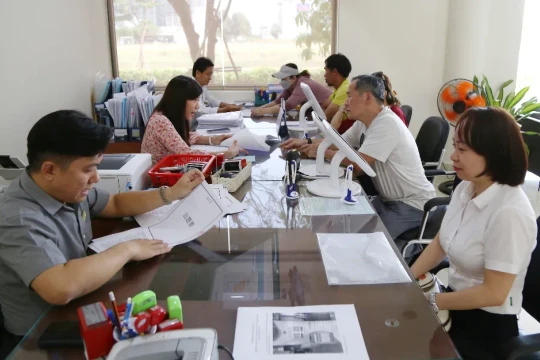 Đẩy nhanh cắt giảm, đơn giản hóa thủ tục hành chính và điều kiện kinh doanh