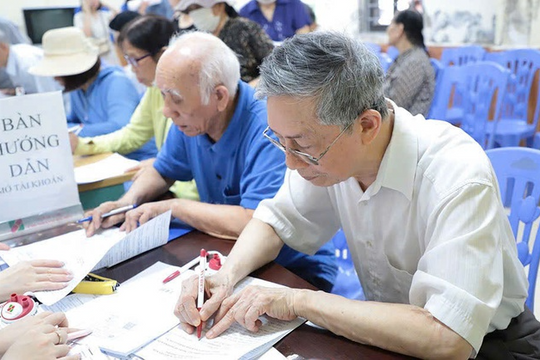 Người lao động có thêm nguồn thu nhập ngoài lương hưu từ 10/5