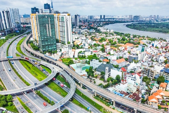 Thu ngân sách TP.HCM vượt 328.000 tỷ đồng sau 4 tháng