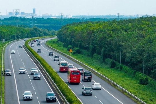 Để công nghệ tạo bước nhảy vọt cho Việt Nam cất cánh?
