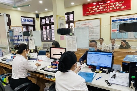 Người dân sẽ thực hiện toàn bộ thủ tục hành chính trực tuyến từ năm 2035