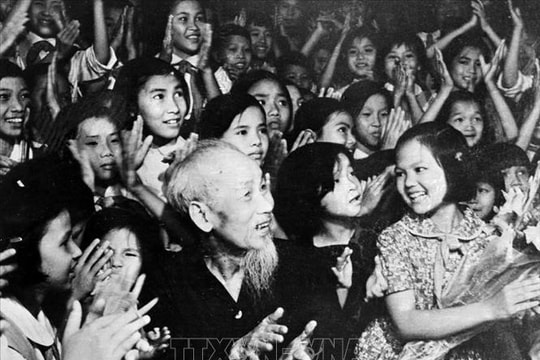 Tư tưởng Hồ Chí Minh soi sáng hành trình phát triển đất nước