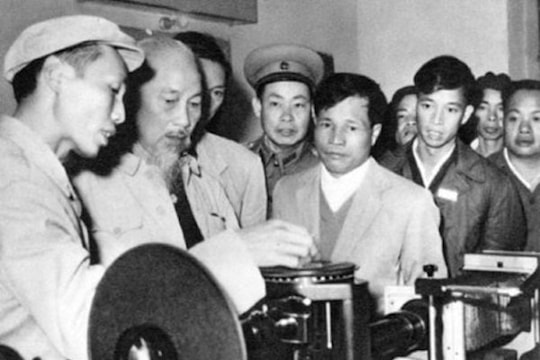 Doanh nhân học được gì từ Chủ tịch Hồ Chí Minh?