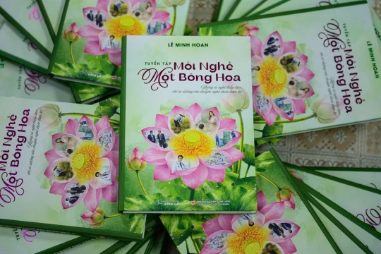 Ra mắt sách “Mỗi nghề một bông hoa” của tác giả Lê Minh Hoan