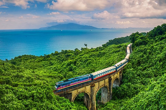 Khẩn trương giải phóng mặt bằng, đẩy nhanh tiến độ dự án đường sắt Lào Cai - Hà Nội - Hải Phòng