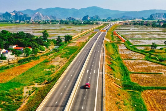 Đề xuất bổ sung 5 tuyến cao tốc mới vào quy hoạch mạng lưới đường bộ