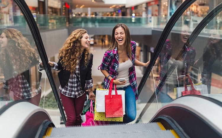 B&#237; mật của Black Friday dưới g&#243;c nh&#236;n kinh tế học