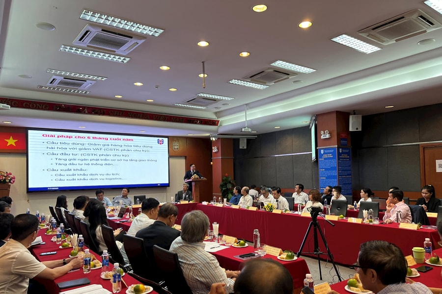 TP.HCM khó đạt mục tiêu tăng trưởng 7,5-8% trong 6 tháng cuối năm 2023