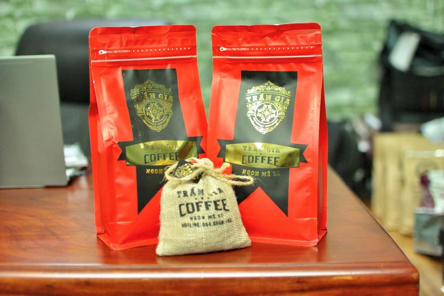 Cà phê Trần Gia Nguyên chất, “sạch từ vườn đến bàn”