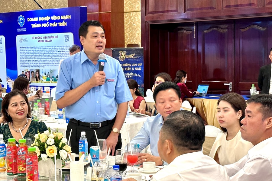 Kích cầu theo Nghị quyết 98: Doanh nghiệp vừa hào hứng vừa lo lắng