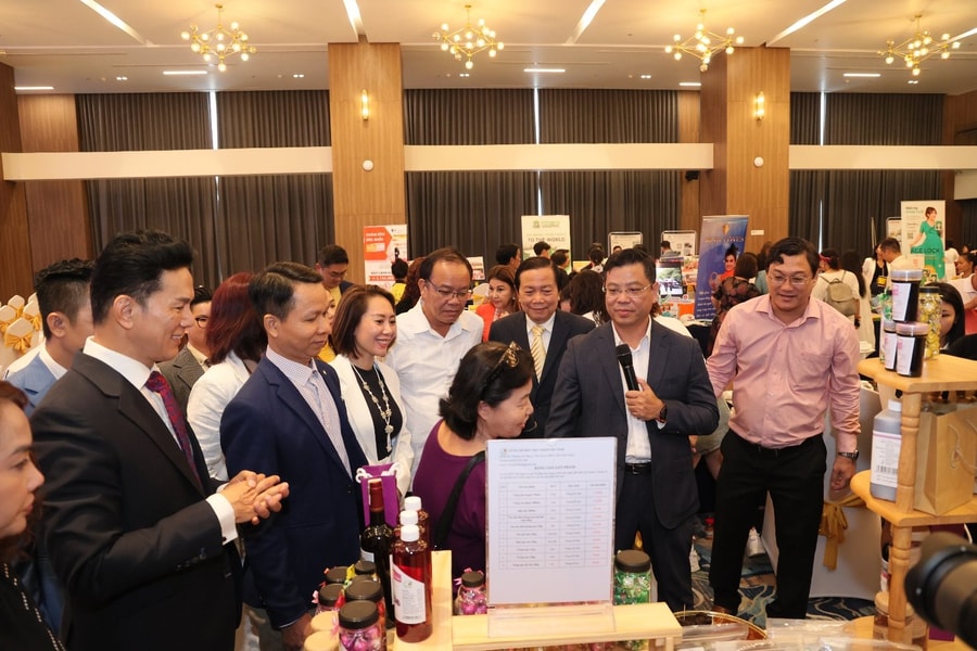 Caravan Hành khúc Doanh Nhân Sài Gòn 2023 kết nối giao thương