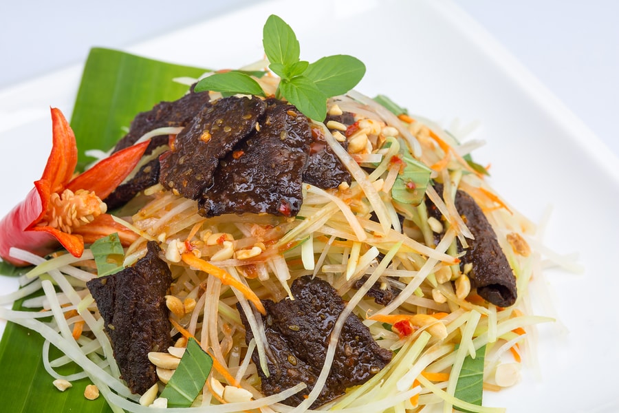 Hàng nghìn người háo hức đón chờ lễ hội ẩm thực chay