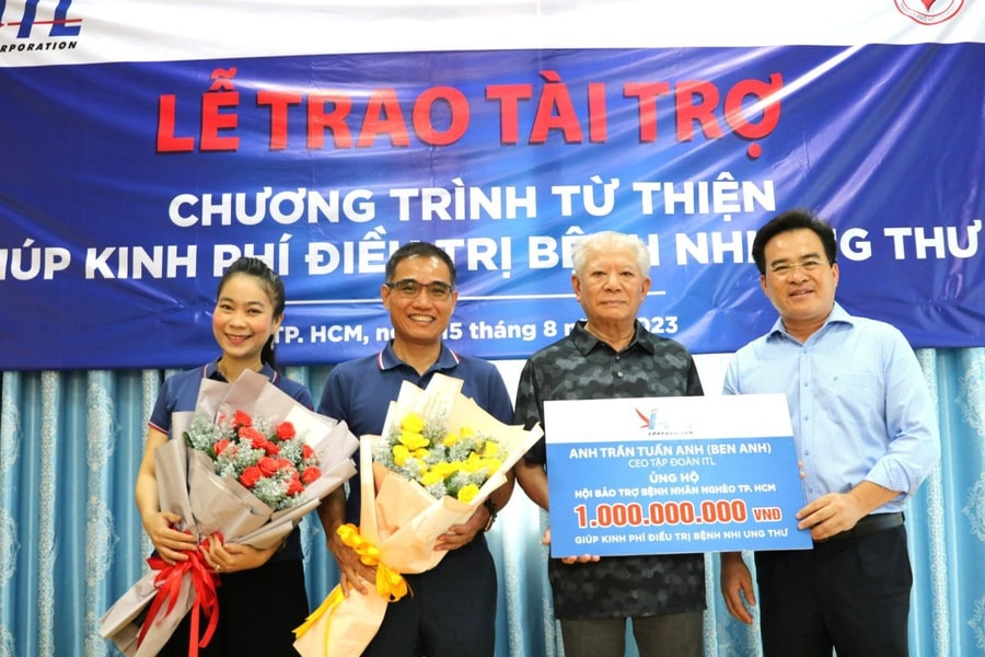Một tỷ đồng hỗ trợ kinh phí điều trị cho bệnh nhi ung thư