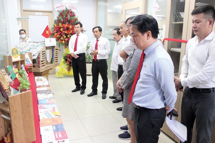 Văn hóa đọc trong doanh nghiệp phải gắn với không gian mạng