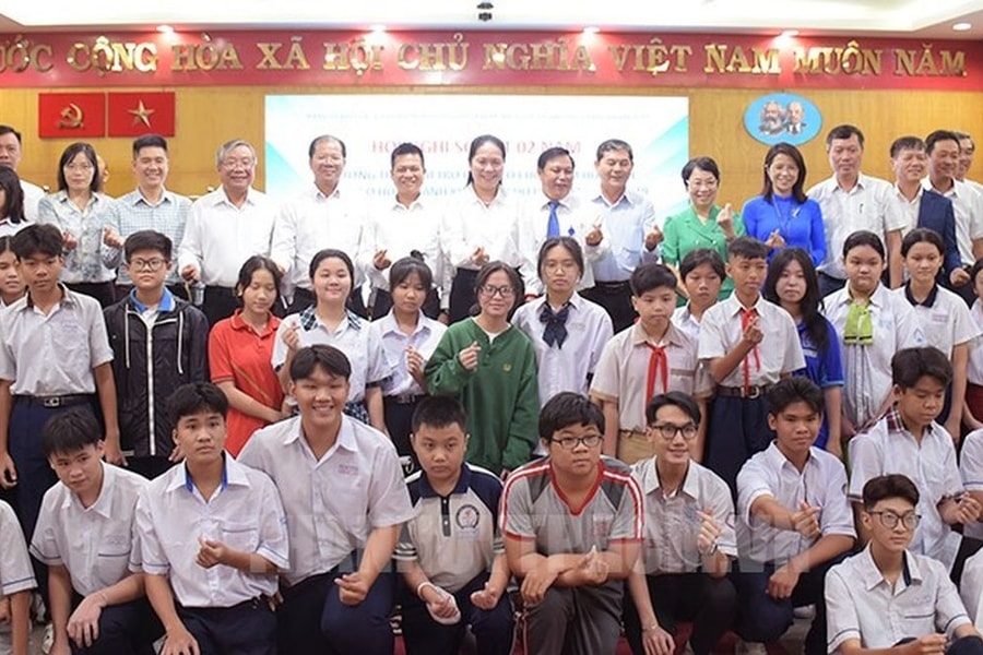 TP.HCM: Hơn 5,1 tỷ đồng chăm lo cho học sinh mồ côi, khó khăn do Covid-19