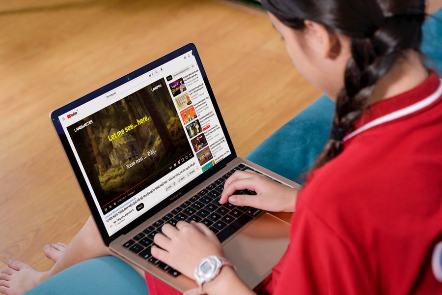 Khi con nhà doanh nhân nghiện Internet