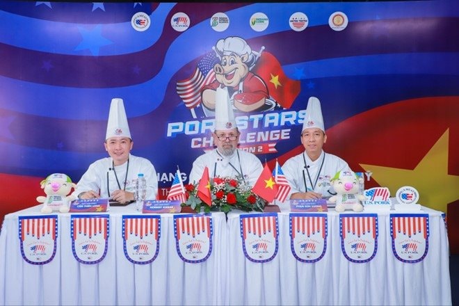 8 thí sinh vào chung kết cuộc thi Porkstars Challenge 