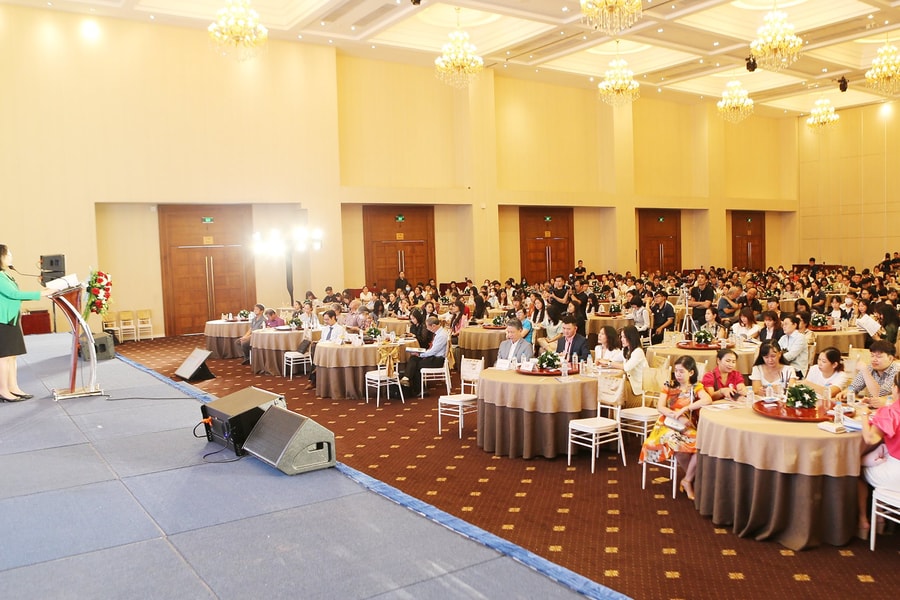 Reckitt đồng hành cùng nỗ lực giảm đề kháng sinh trong điều trị viêm họng và ho