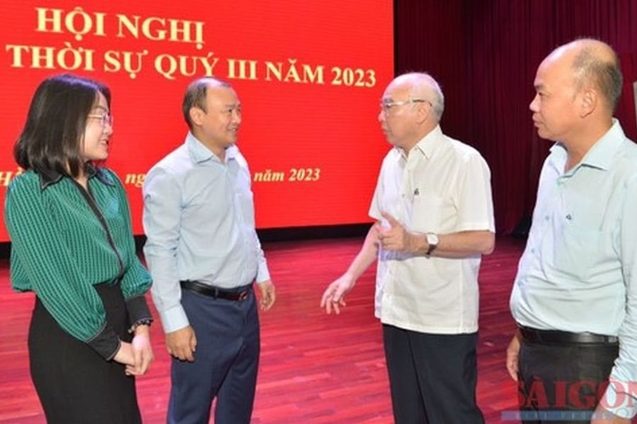 TP.HCM tổ chức hội nghị cán bộ chủ chốt thông tin thời sự