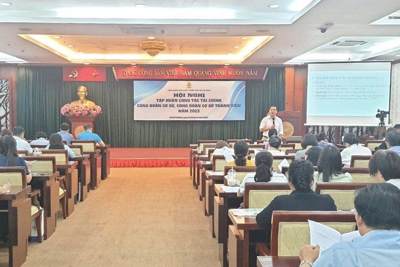 Tập huấn xây dựng dự toán tài chính cho cán bộ công đoàn cơ sở