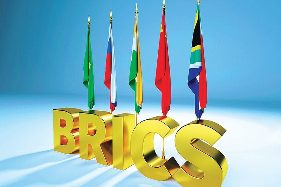 Đối trọng mới của Mỹ và EU