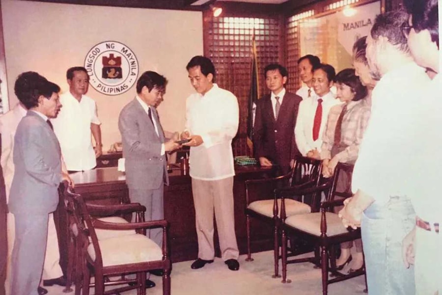 Nhớ về ngày đầu làm kinh doanh và những lãnh đạo thành phố năm xưa