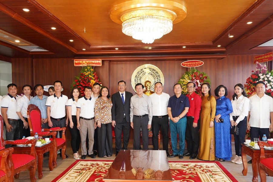 Phát triển doanh nghiệp gắn với trách nhiệm xã hội