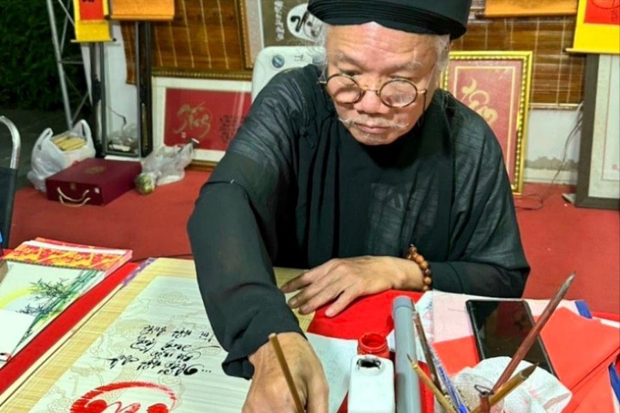 Thư Bác Hồ gửi giới công thương viết bằng thư pháp: Giá trị nhân văn, lưu giữ hồn cốt dân tộc