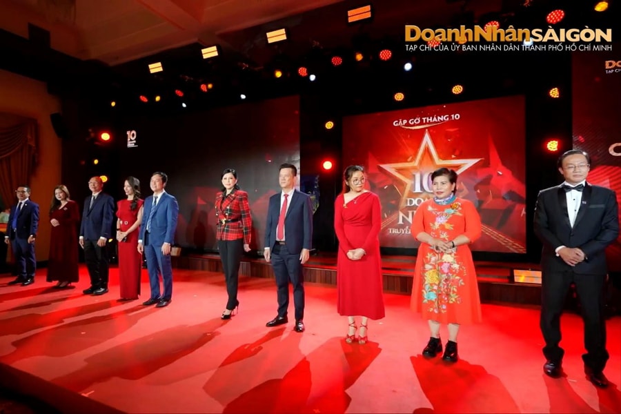 Doanh nhân truyền cảm hứng năm 2023: Vinh dự gắn liền với trách nhiệm