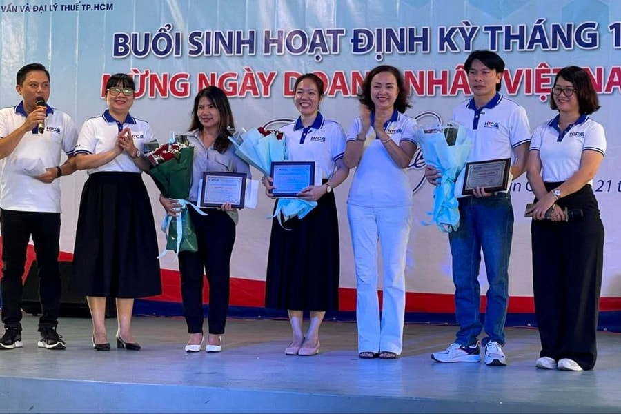 Hội Tư vấn và Đại lý thuế họp mặt hội viên tháng 10