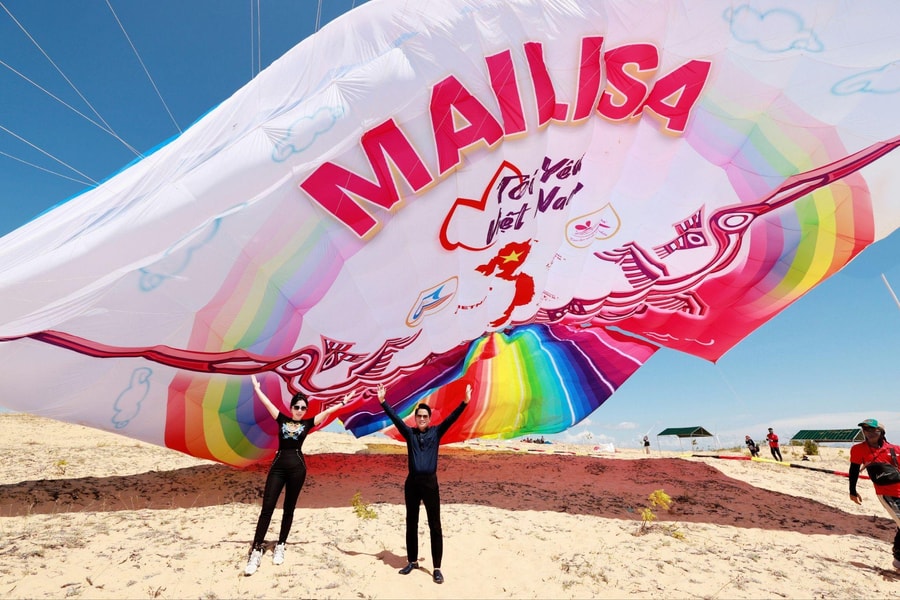 Thẩm mỹ viện Mailisa xác lập kỷ lục con diều lớn nhất Việt Nam
