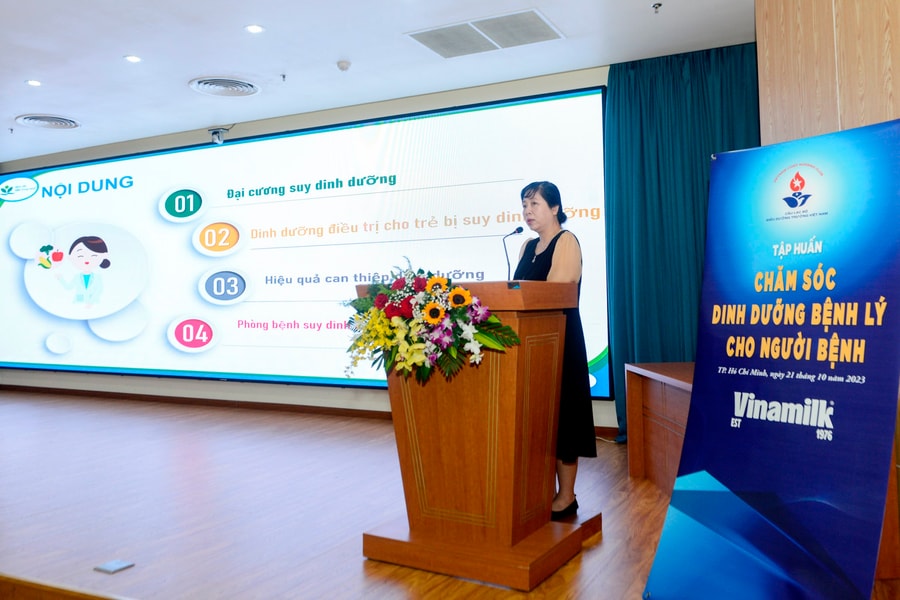 Có nên cho người bệnh nhịn ăn trước và sau phẫu thuật?