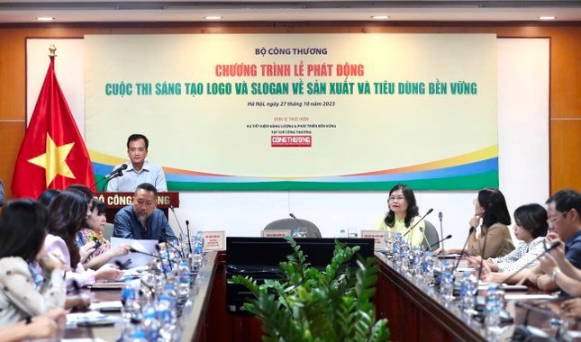 Phát động cuộc thi sáng tạo logo và slogan về sản xuất, tiêu dùng bền vững