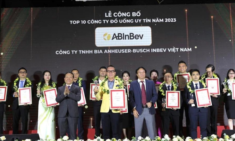 AB InBev 4 năm vào top 10 công ty đồ uống uy tín