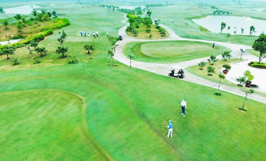Khai trương sân golf Royal Long An Golf & Villas