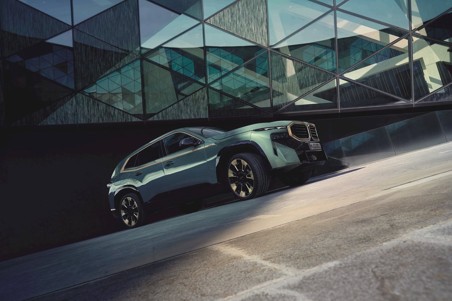 Thaco Auto giới thiệu hai mẫu xe BMW X5 mới và BMW XM