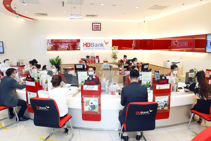 Tổng giám đốc HDBank đăng ký mua vào 2 triệu cổ phiếu để đầu tư