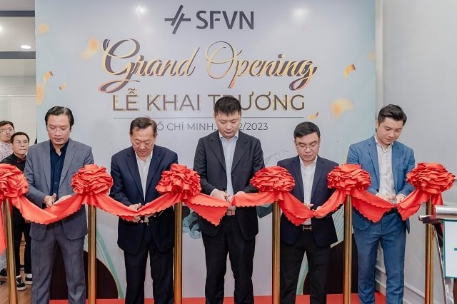 SFVN khai trương và ký kết hợp tác với HVA